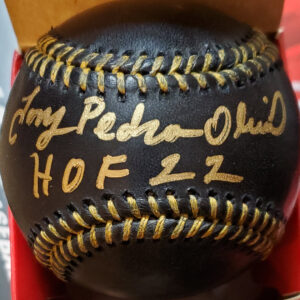 Tony Pedro Oliva Autographed Black Ball with Full Name HOF22 Inscription v1