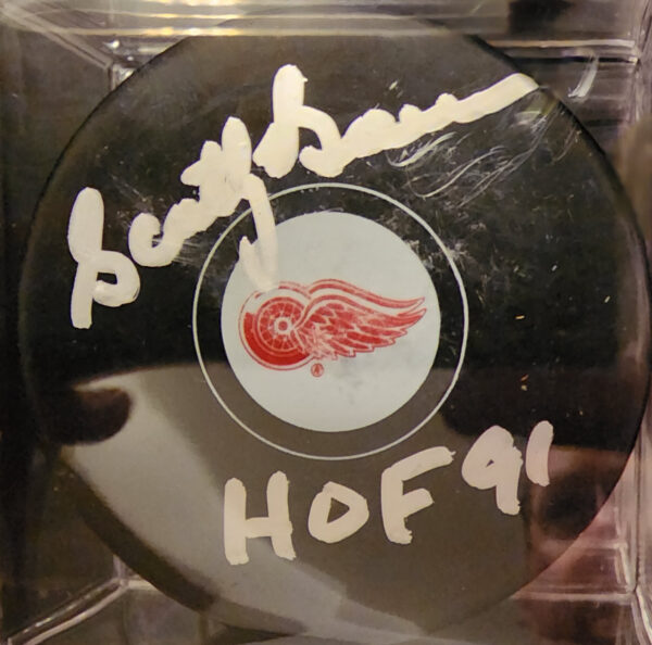 NHL HOFer Scotty Bowman Autographed Detroit Red Wings Puck
